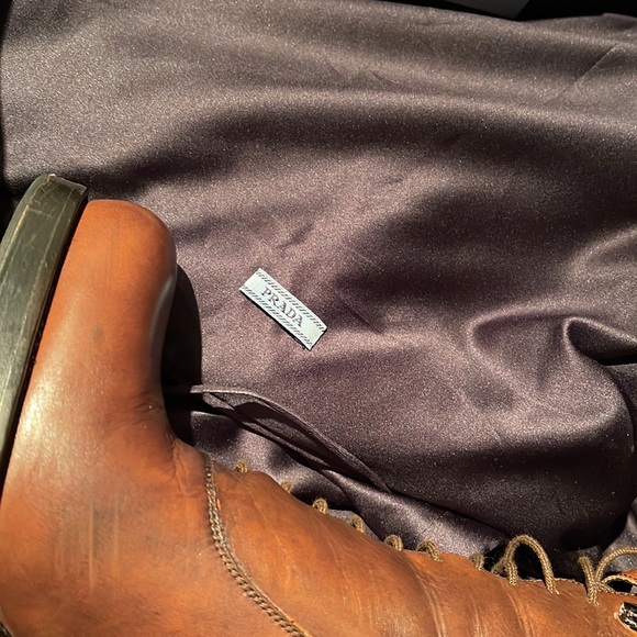 Beautiful ankle bootie. Texturized leather. High heel you must be able to WALK! - Picture 4 of 6